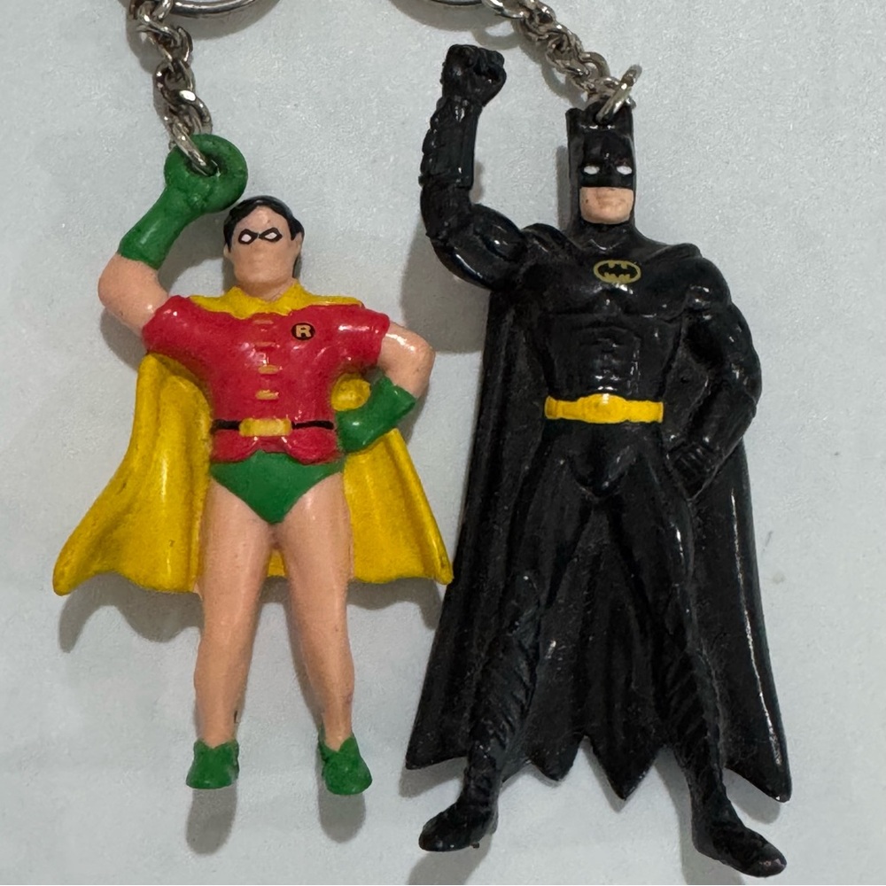 Batman and Robin Keychain Set - Picture 7 of 13